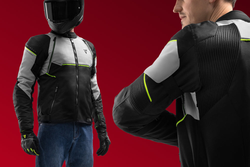 obrazek ilustruje pełny strój motocyklisty