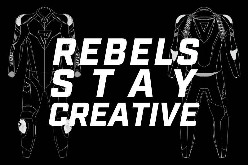 Białe logo Rebels Stay Creative na czarnym tle
