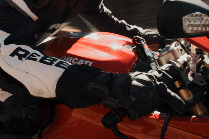 Najlepsze rękawice sportowe na motocykl