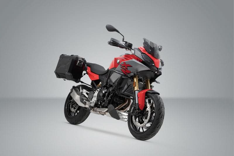 ZESTAW KUFRÓW BOCZNYCH TRAX ADV I STELAŻY SW-MOTECH BMW F 900 R / XR (19-) BLACK 37/37L 3