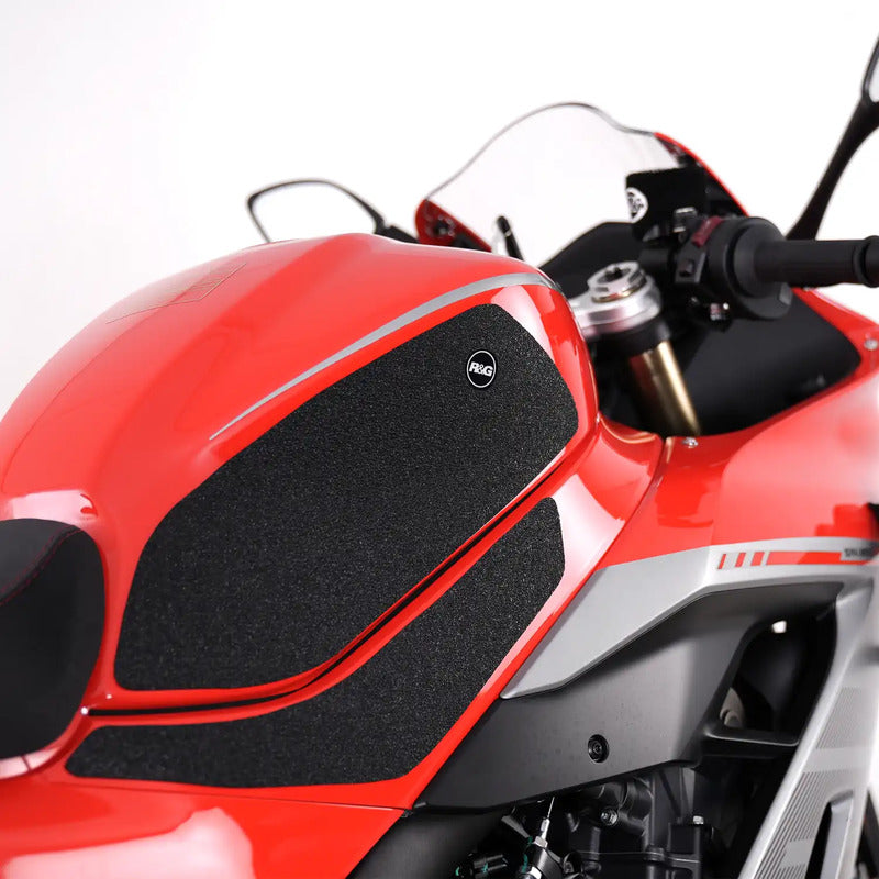 NAKLEJKA NA BAK TANKPAD ANTYPOŚLIZGOWY RG RACING QJMOTOR SRK 800 RR 25- 4 CZĘŚCI 1