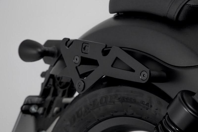 ZESTAW SAKW I STELAŻY LEGEND GEAR LH1/LH1 SW-MOTECH 2X19,5L HONDA CMX500 REBEL (16-) 7