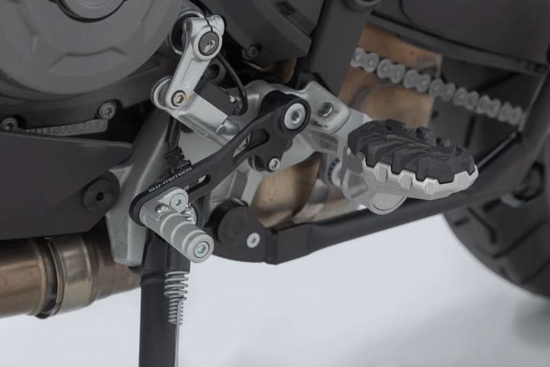 DŹWIGNIA ZMIANY BIEGÓW SW-MOTECH DUCATI MULTISTRADA 950 (18-)/1260 (17-)/V2 (21-) BLACK/SILVER 1