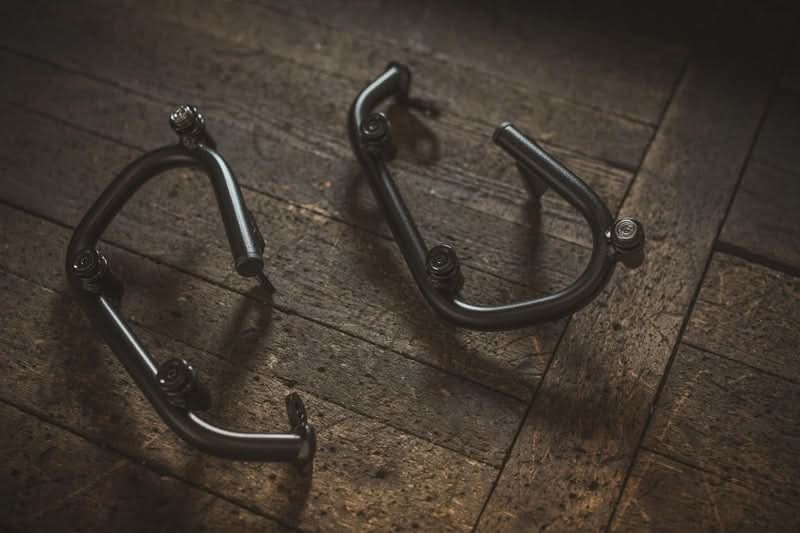 STELAŻ BOCZNY SLC PRAWY SW-MOTECH DUCATI SCRAMBLER (14-) BLACK 1