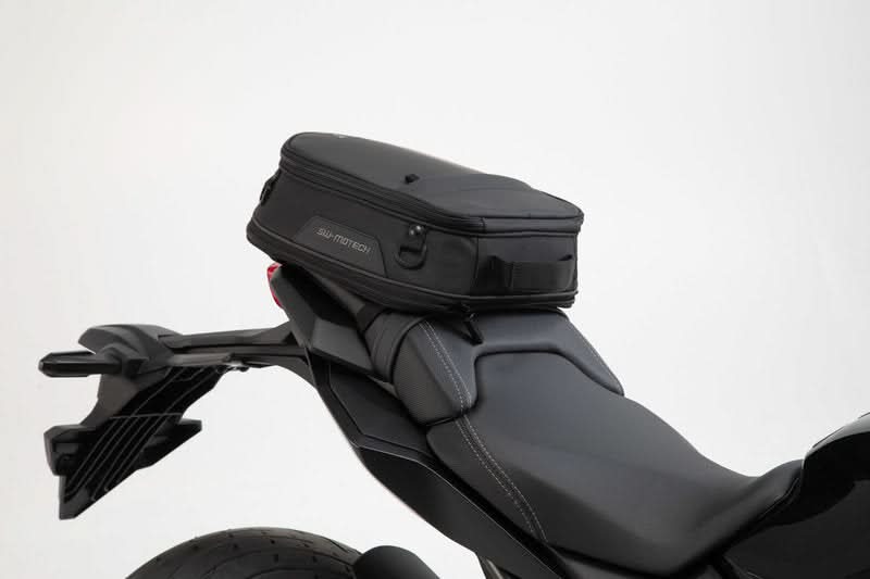TORBA TYLNA SW-MOTECH ION S BLACK 7-15 L 3