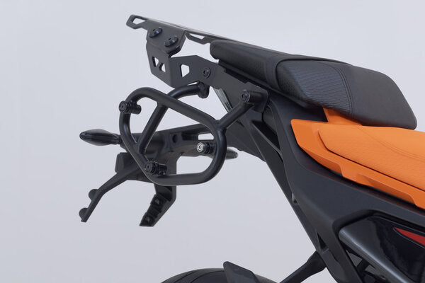 ZESTAW KUFRÓW BOCZNYCH URBAN ABS I STELAŻY SW-MOTECH KTM 125 / 250 / 390 DUKE (23-) 2X16,5L 5