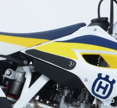 NAKLEJKA NA BAK TANKPAD ANTYPOŚLIZGOWY 2 CZĘŚCI RG RACING HUSQVARNA FS450 15- BLACK 1