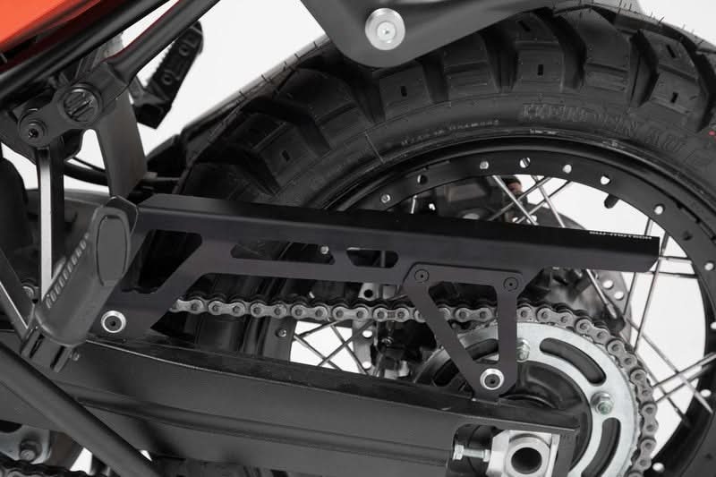 OSŁONA ŁAŃCUCHA SW-MOTECH SUZUKI V-STROM 1050 (19-) BLACK 1