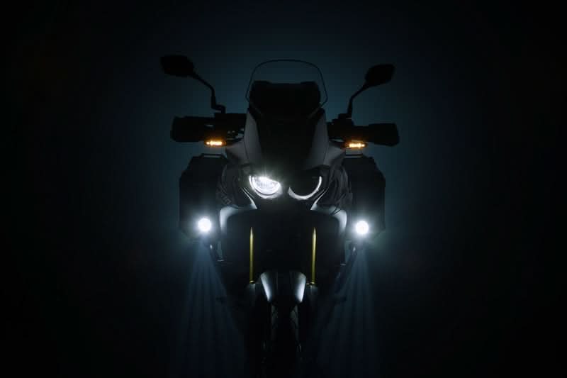 ZESTAW ŚWIATEŁ DROGOWYCH EVO SW-MOTECH HONDA VFR 1200 X CROSSTOURER (11-) BLACK 3