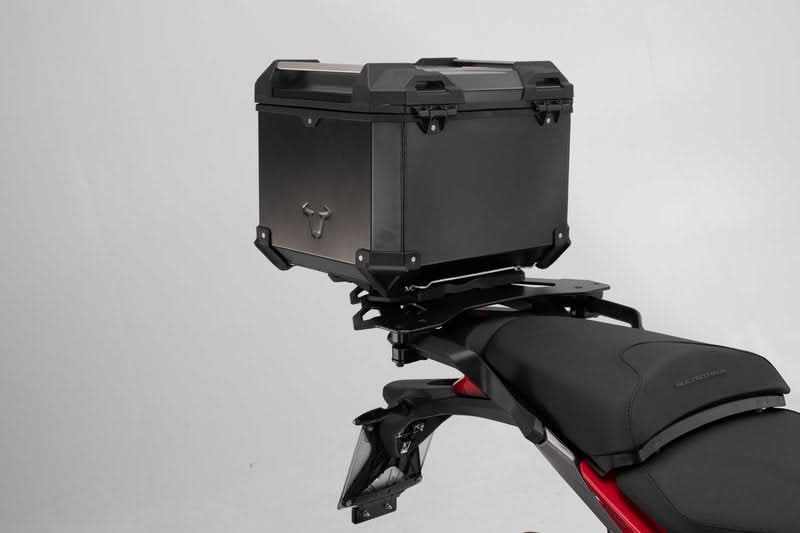 ZESTAW KUFRA CENTRALNEGO TRAX ADV SW-MOTECH MOTO GUZZI V85 TT (19-) BLACK 3