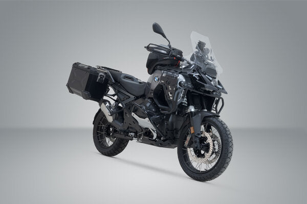 ZESTAW KUFRÓW BOCZNYCH TRAX ADV I STELAŻY SW-MOTECH BMW R 1300 GS ADVENTURE (24-) BLACK 45/45L 3