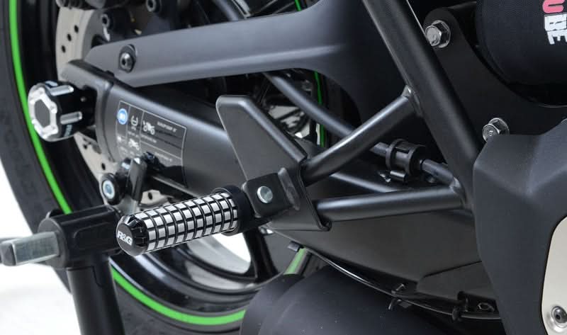 PODNÓŻKI PASAŻERA RG RACING KAWASAKI VULCAN S/VULCAN CAFE 18 BLACK 1
