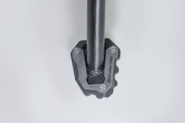 NAKŁADKA NÓŻKI BOCZNEJ SW-MOTECH BLACK/TRIUMPH TIGER SPORT 660/800 (24-) BLACK SILVER 3