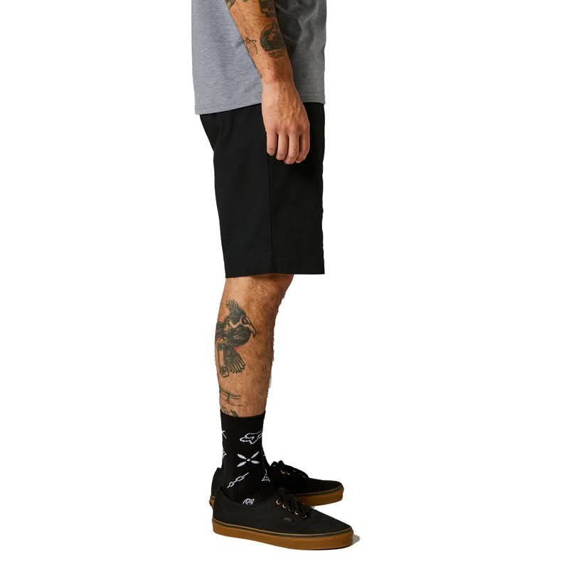 Spodenki Fox Essex 2.0 Black 5 190355_ZAL430178.jpg