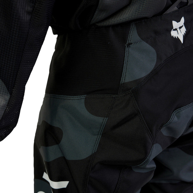 Spodnie motocyklowe FOX 180 Bnkr Black Camo 21 308042_ZAL817783.jpg