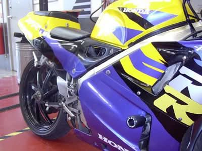 CRASHPADY CLASSIC RG RACING HONDA VFR400R (NC30) ALT. KIT BLACK 1