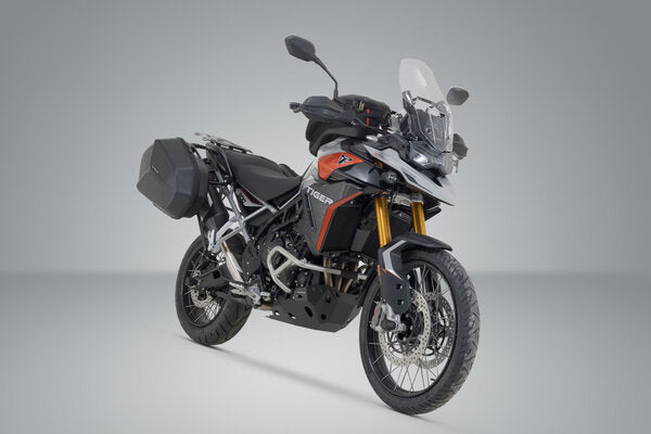 ZESTAW KUFRÓW BOCZNYCH AERO ABS I STELAŻY SW-MOTECH TRIUMPH TIGER 900 GT / RALLY PRO (23-) 2X25L 3
