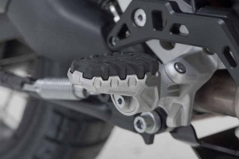 PODNÓŻKI EVO SW-MOTECH DUCATI MULTISTRADA V4/V2 DESERTX 1