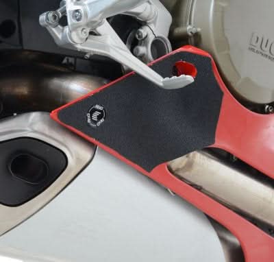 OSŁONA WAHACZA RG RACING DUCATI 1199/1299 PANIGALE, 2 CZĘŚCI BLACK 3