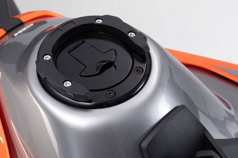 TANKRING EVO SW-MOTECH KTM DUKE 125/390 (17-23) 790 (18-) 890 (19-) BLACK 1