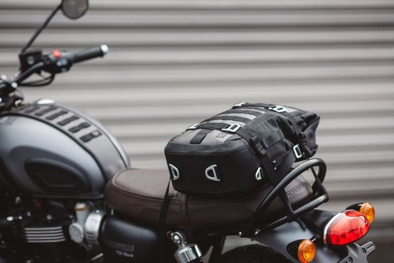 TORBA TYLNA LEGEND GEAR SW-MOTECH TAIL BAG Z FUNKCJĄ PLECAKA LR1 BROWN 17,5L 3