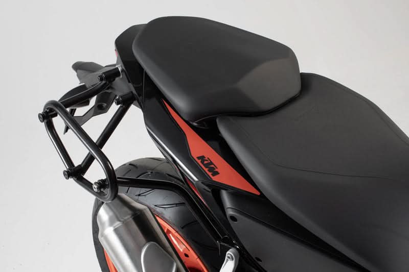 STELAŻ BOCZNY SLC PRAWY SW-MOTECH KTM 690 DUKE (16-17) BLACK 1