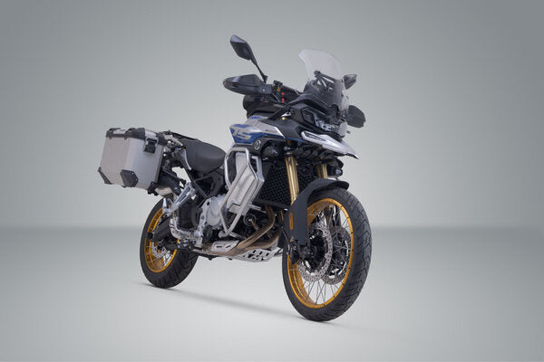 ZESTAW KUFRA CENTRALNEGO TRAX ADV SW-MOTECH 45/37 L. VOGE DS900X (23-) SILVER 3