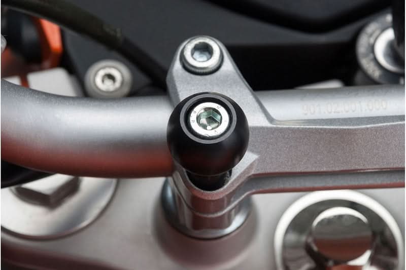 ADAPTER KULOWY RAM M8 SW-MOTECH 3