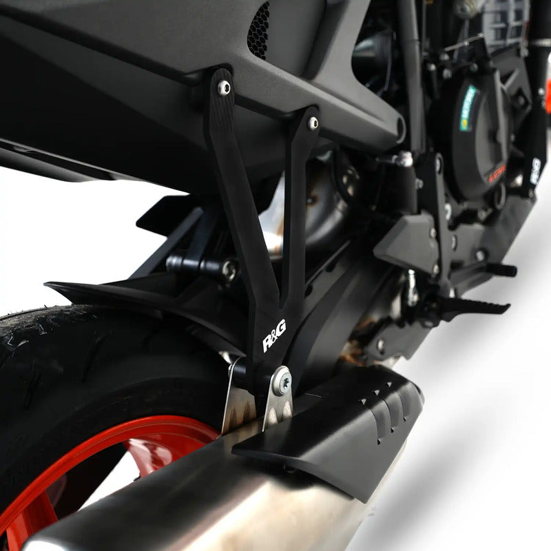 MOCOWANIE WYDECHU + ZAŚLEPKA PODNÓŻKA RG RACING KTM 990 DUKE 24- BLACK 3