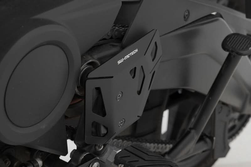 OSŁONA PIĘTY NA LEWĄ STRONĘ SW-MOTECH HARLEY-DAVIDSON PAN AMERICA (21-) BLACK 1
