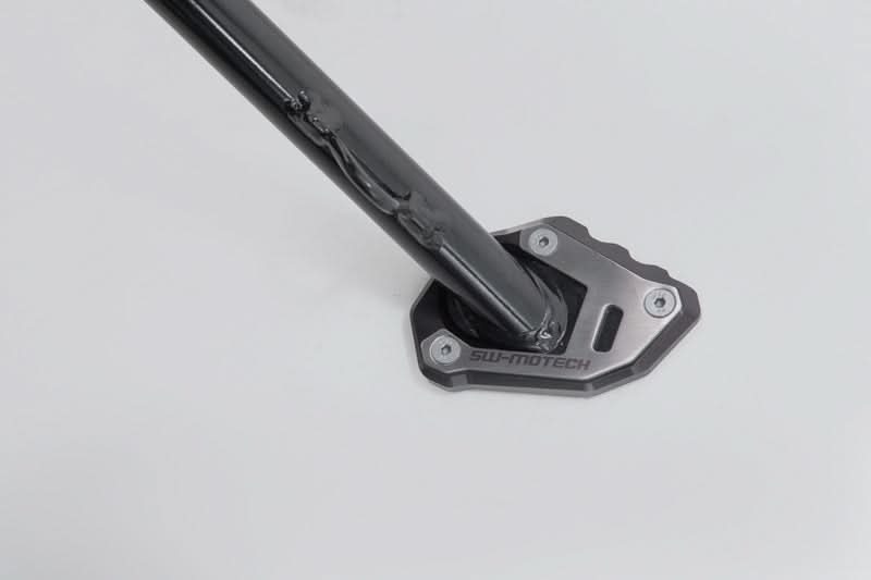 NAKŁADKA NÓŻKI BOCZNEJ SW-MOTECH KTM/ HUSQVARNA MODELS BLACK/SILVER 1