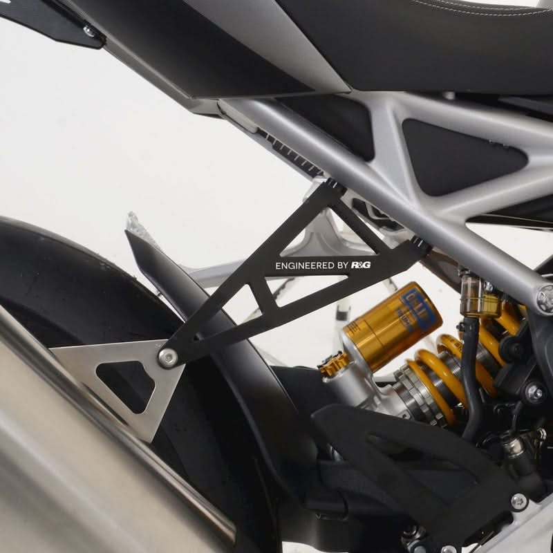 MOCOWANIE WYDECHU + ZAŚLEPKA PODNÓŻKA RG RACING TRIUMPH SPEED TRIPLE 1200 RS 21- BLACK 1