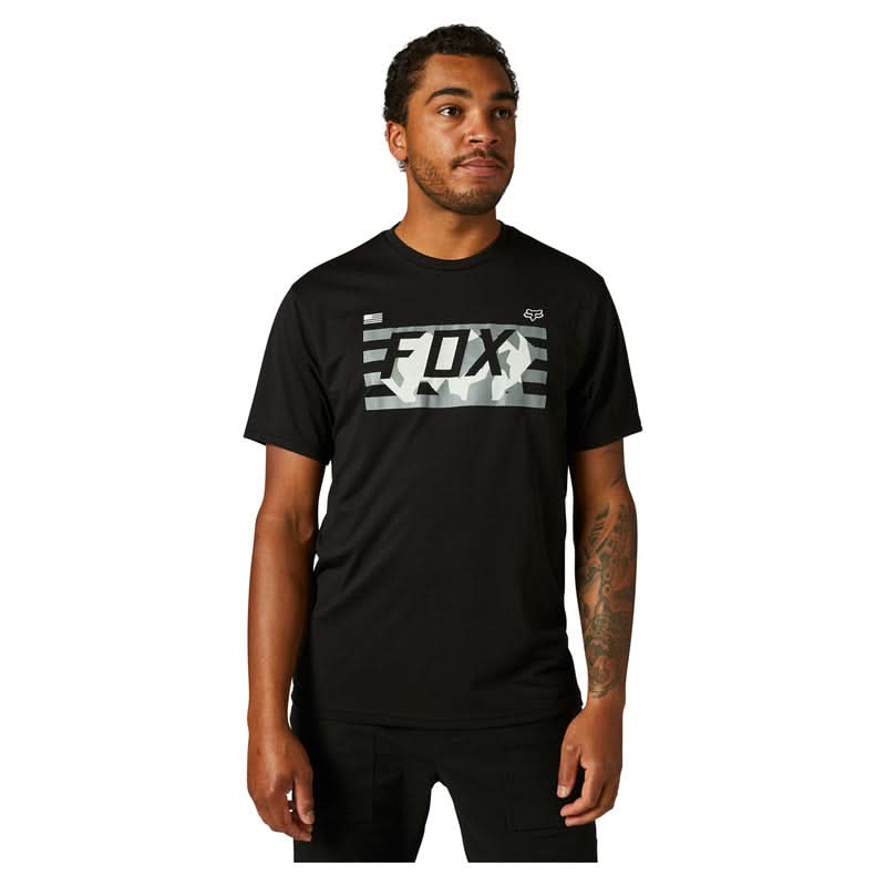 T-Shirt Fox Rwt Flag Tech Black 1 232208_ZAL452022.jpg