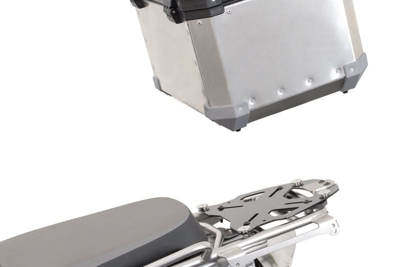 UNIWERSALNA PŁYTA MONTAŻOWA POD KUFER TRAX NA ISTENIJĄCY BAGAŻNIK SW-MOTECH 7