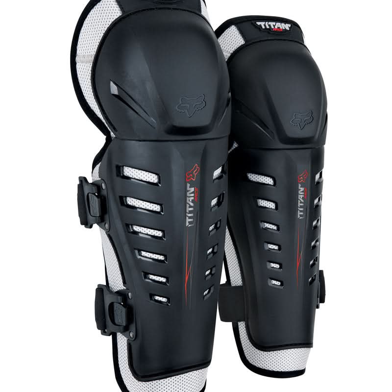 Ochraniacz Kolan Fox Titan Race Black 1 074132_ZAL455269.jpg