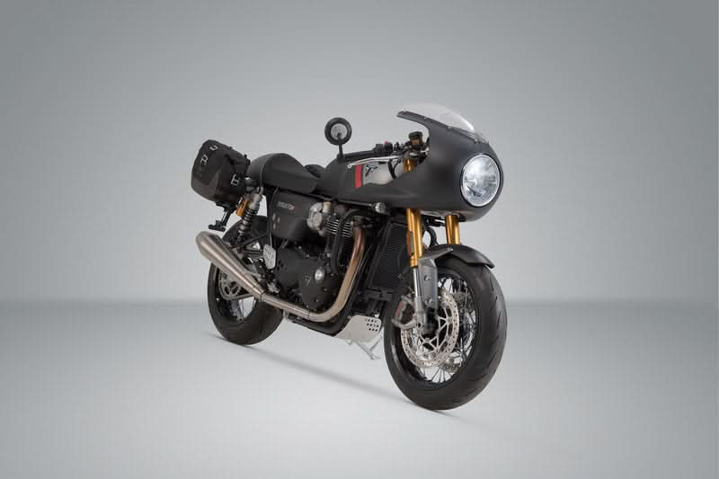 ZESTAW SAKW I STELAŻY LEGEND GEAR BLACK EDITION SW-MOTECH TRIUMPH THRUXTON RS (19-) 3