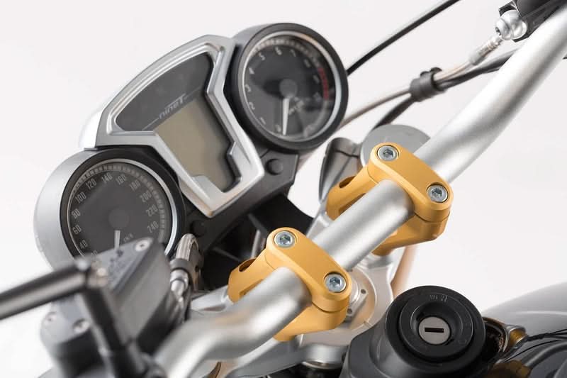 ZESTAW PODWYŻSZAJĄCY KIEROWNICĘ SW-MOTECH BMW R NINET PODWYŻSZENIE 20MM PRZESUNIĘCIE 30 MM GOLD SW-M 1