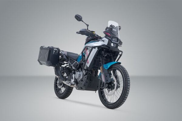 ZESTAW KUFRÓW BOCZNYCH TRAX ADV I STELAŻY SW-MOTECH CFMOTO 450MT (23-) BLACK 45/37L 3