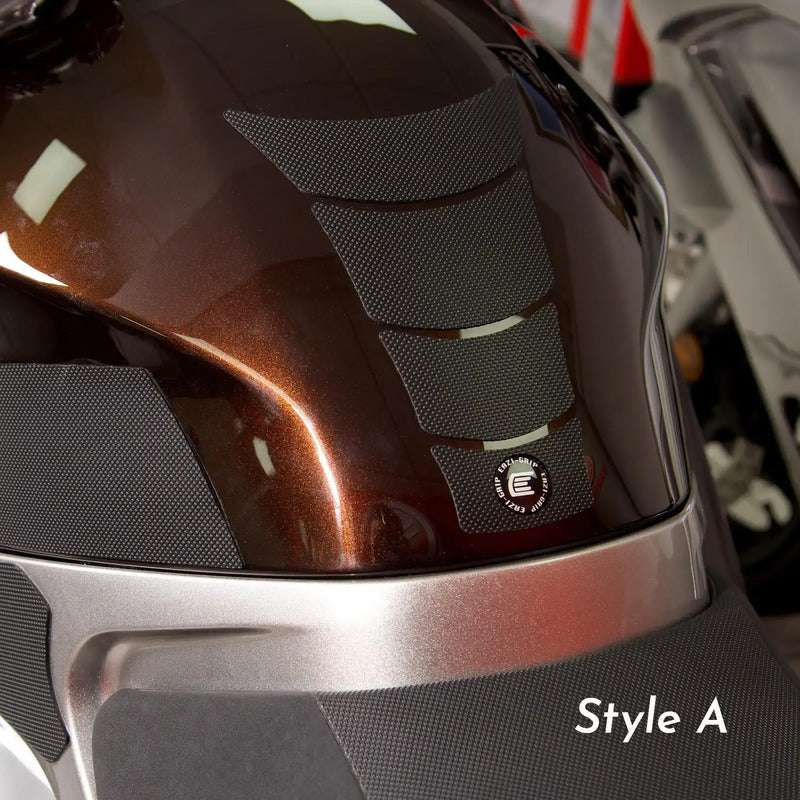 NAKLEJKA NA BAK TANKPAD ANTYPOŚLIZGOWY RG RACING EAZI-GRIP CENTRE DESIGN A - EVO CLEAR 2