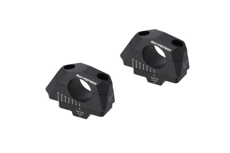 ZESTAW PODWYŻSZAJĄCY KIEROWNICĘ SW-MOTECH 32MM PODWYŻSZENIE 32MM PRZESUNIĘCIE 5/10/15/20/25/30MM BLA 1