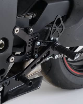 PODNÓŻKI REGULOWANE RG RACING KAWASAKI ZX6-R 05-13 RACE GEARBOX, ZESTAW BLACK 1