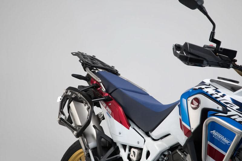 ZESTAW KUFRÓW BOCZNYCH TRAX ADV I STELAŻY SW-MOTECH CRF1000L/ADV SPORTS (18-) BLACK 45/37L 7