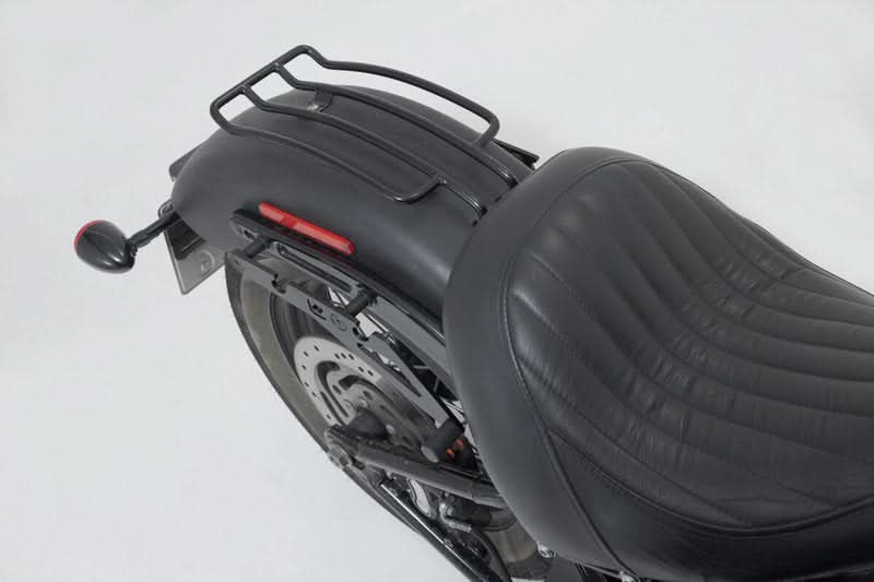 ZESTAW SAKW I STELAŻY LEGEND GEAR LH1/LH1 SW-MOTECH 2X19,5L HARLEY-DAVIDSON SOFTAIL SLIM (12-17) 11