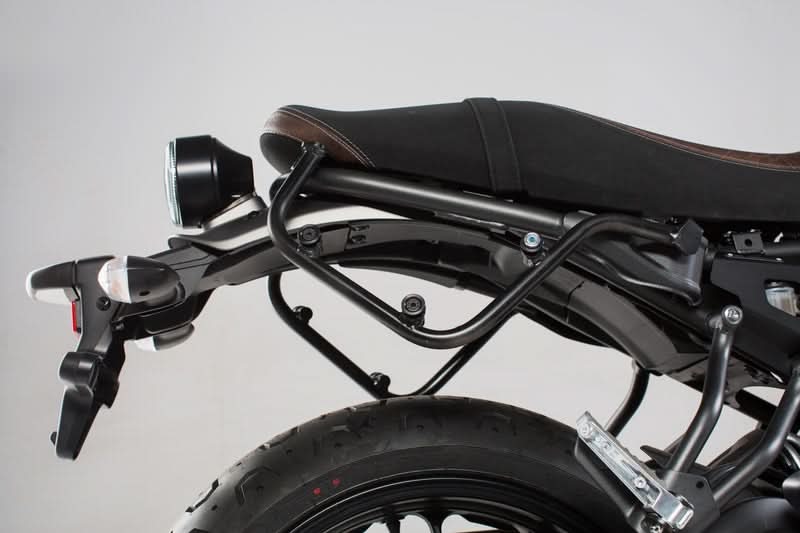STELAŻ BOCZNY SLC LEWY SW-MOTECH YAMAHA XSR 700 (15-)/ XSR700 XT (19-) BLACK 3