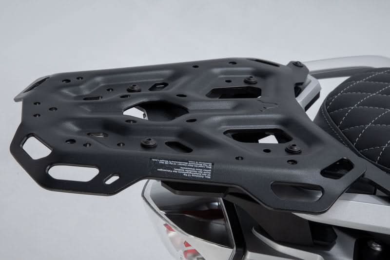 ZESTAW KUFRA CENTRALNEGO TRAX ADV SW-MOTECH TRIUMPH SPEED TRIPLE 1050 S/RS (18-) SILVER 5