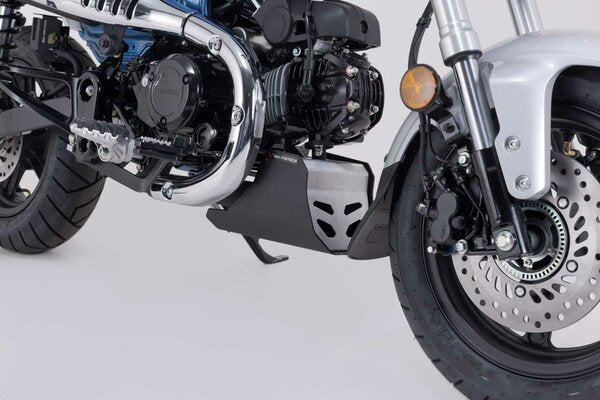 OSŁONA SILNIKA PŁYTA POD SILNIK SW-MOTECH HONDA DAX 125 (22-) BLACK/SILVER 3
