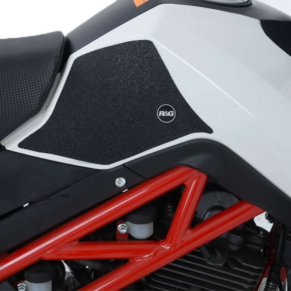 NAKLEJKA NA BAK TANKPAD ANTYPOŚLIZGOWY 2 CZĘŚCI RG RACING BENELLI TNT 125 17- BLACK 1