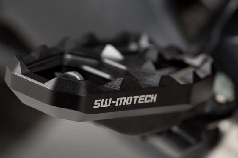 PRZEDŁUŻENIE PODNÓŻKÓW SW-MOTECH HONDA CRF 1000L/ADV SPORTS (18-) BLACK 3