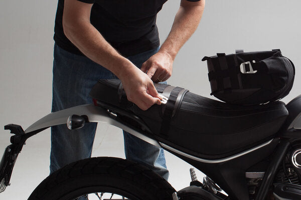 KLAMRY DO TORBY BOCZNEJ LEGEND GEAR SW-MOTECH ALUMINIUM PARA 5