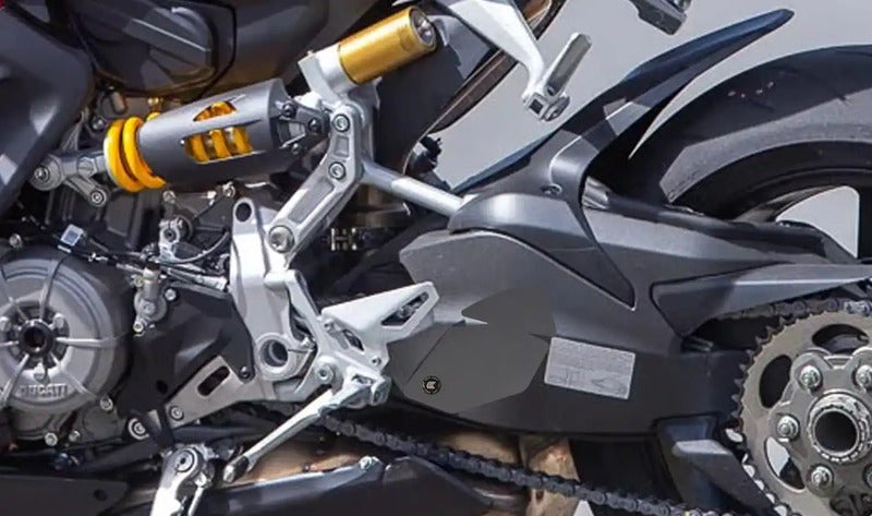ZESTAW OSŁON PRZECIWBŁOTNYCH RG RACING EAZI-GRIP SCUFF GUARD KIT DUCATI STREETFIGHTER V2 22- 1